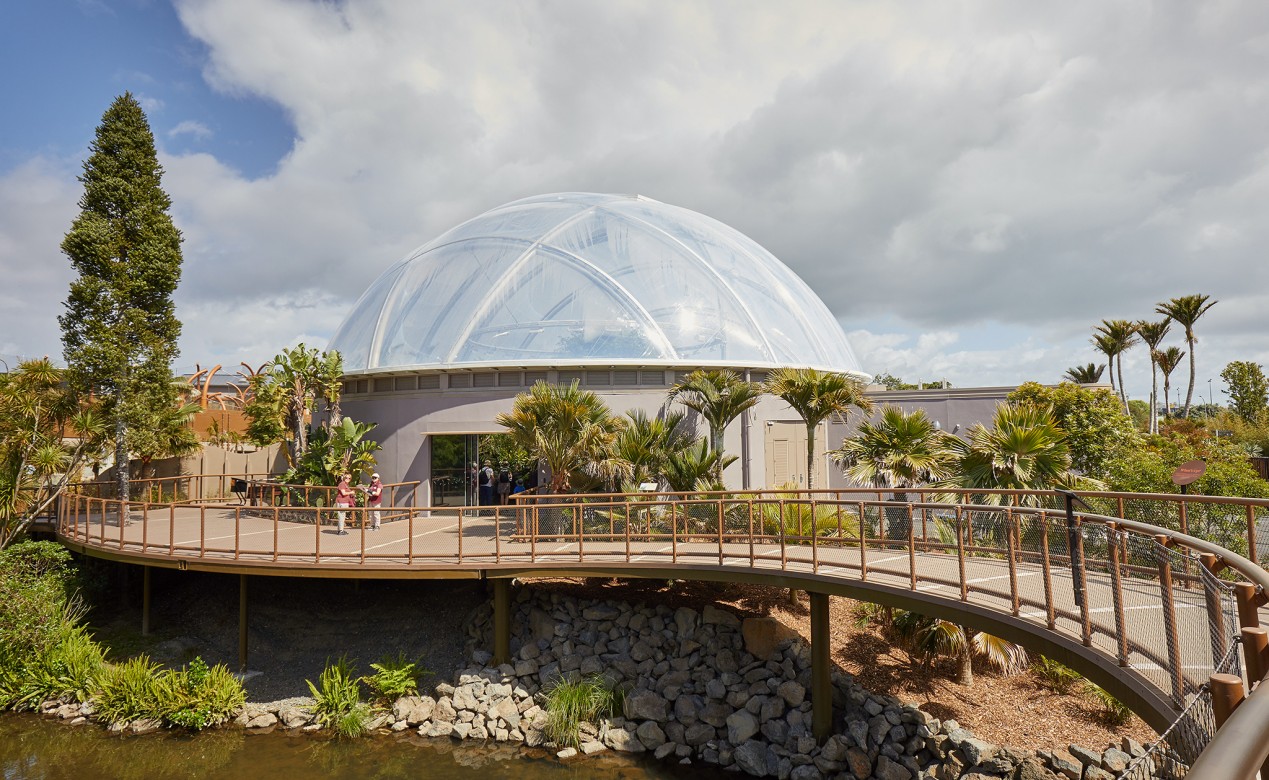 Zoo Dome 234 3