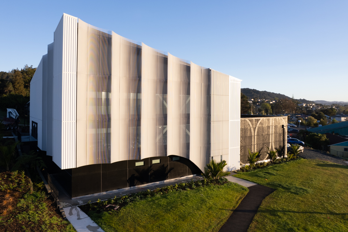 Whangarei Radiation Oncology Facility Louvre Installation