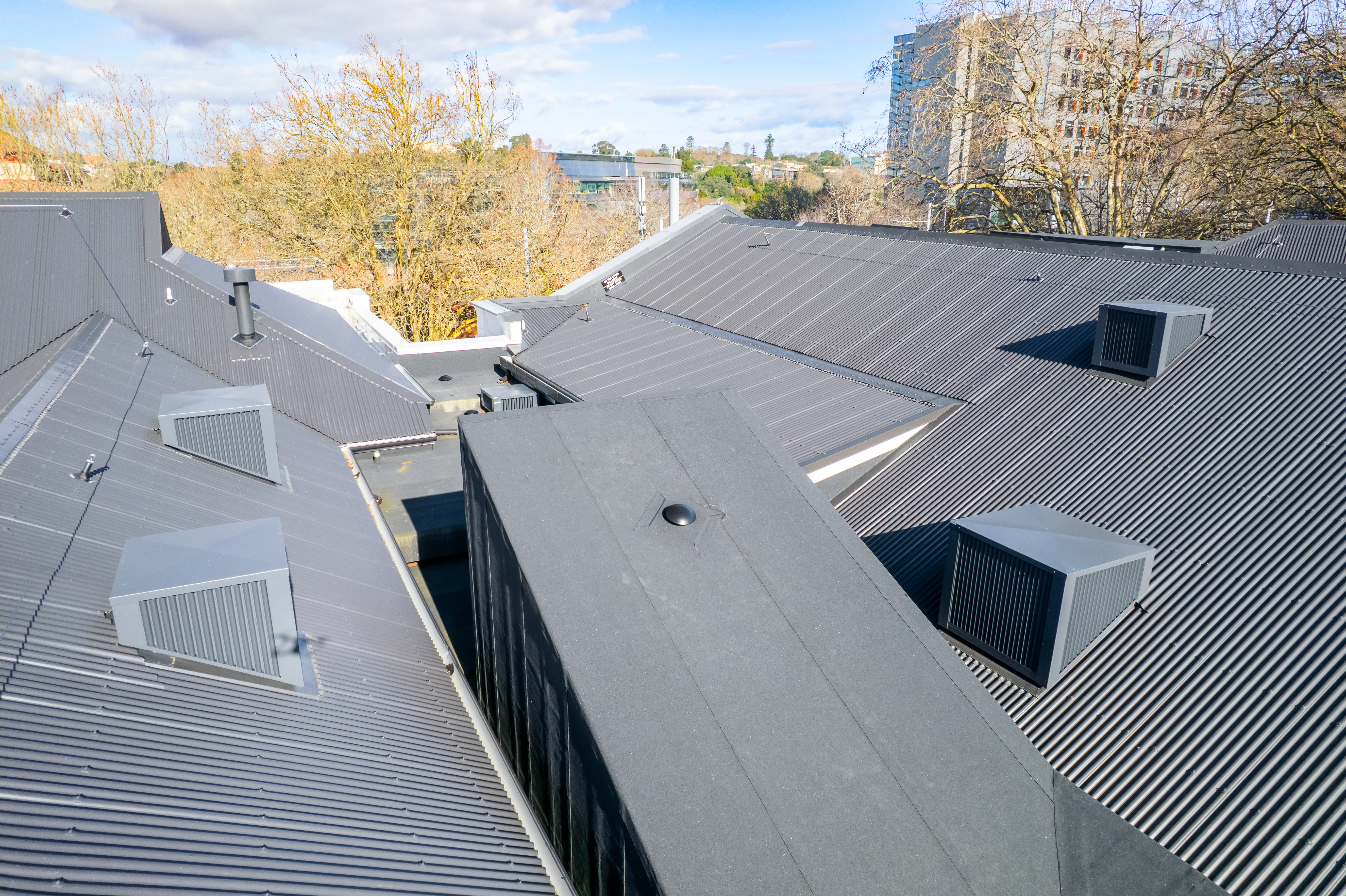Old Choral Hall Penthouse Louvres Installation (2)